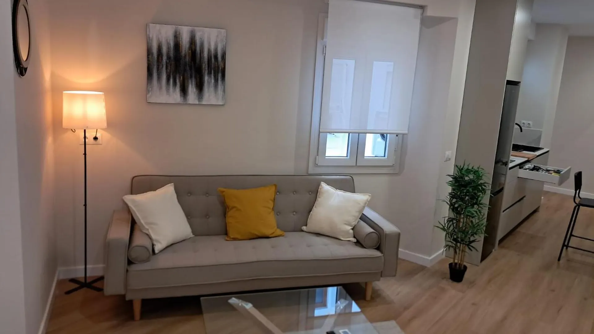 Central City Apartment, Avenida Andalucia Malaga 0*,  Spain