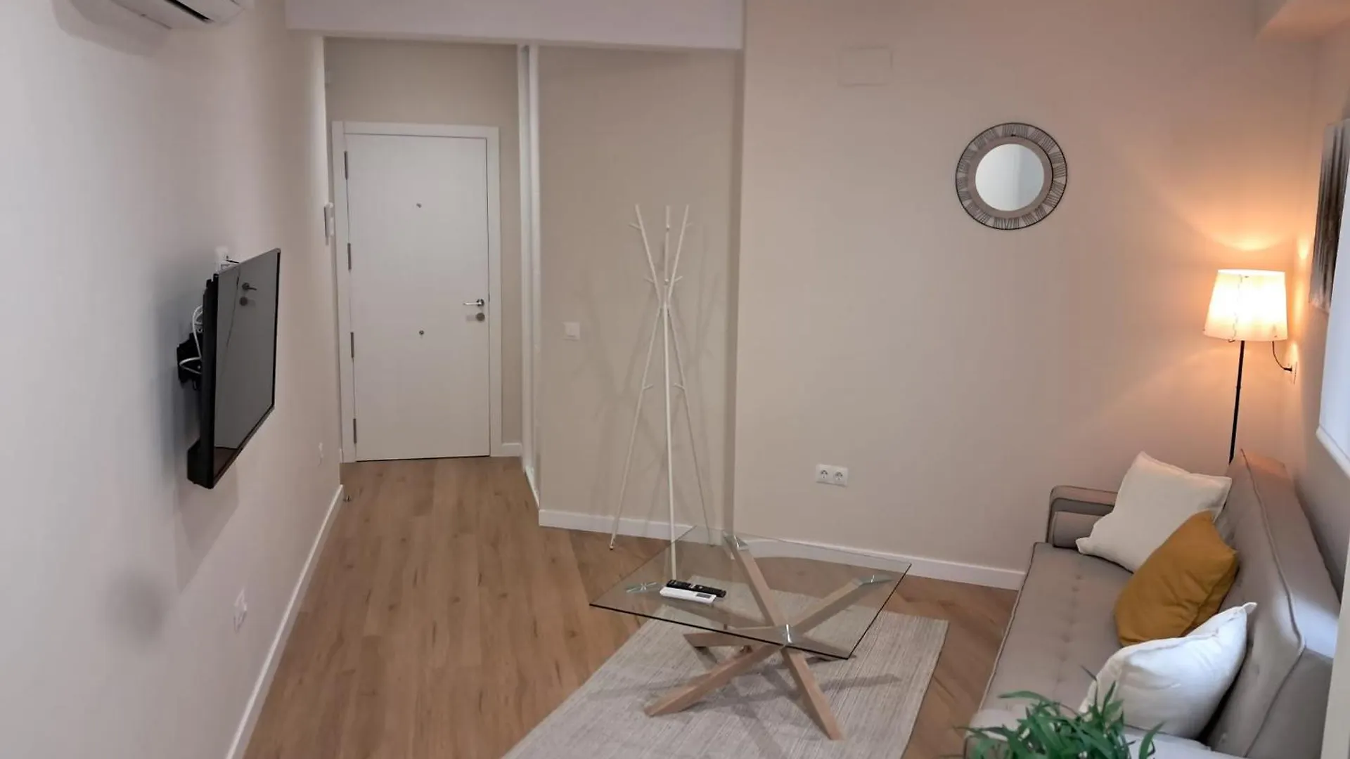 Apartment Central City Apartment, Avenida Andalucia Malaga Spain